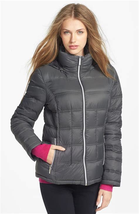 michael kors packable down fill jacket with hood 132343|Michael Kors quilted down jacket.